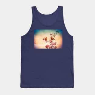 Bullfinch eat rowan Tank Top